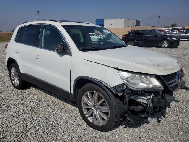 VIN WVGAV7AX4FW509990 2015 Volkswagen Tiguan, S no.4