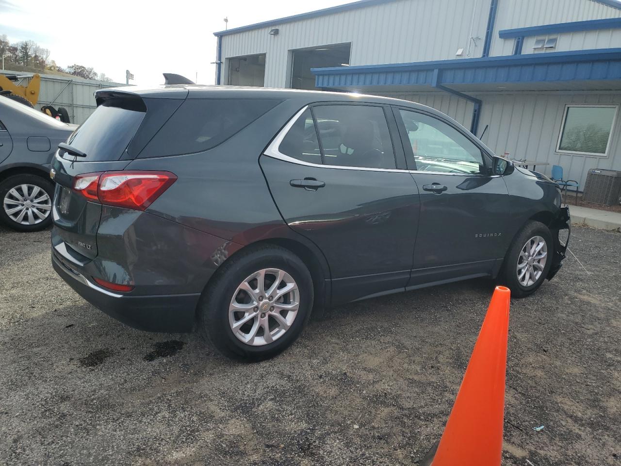 Lot #2979471599 2020 CHEVROLET EQUINOX LT