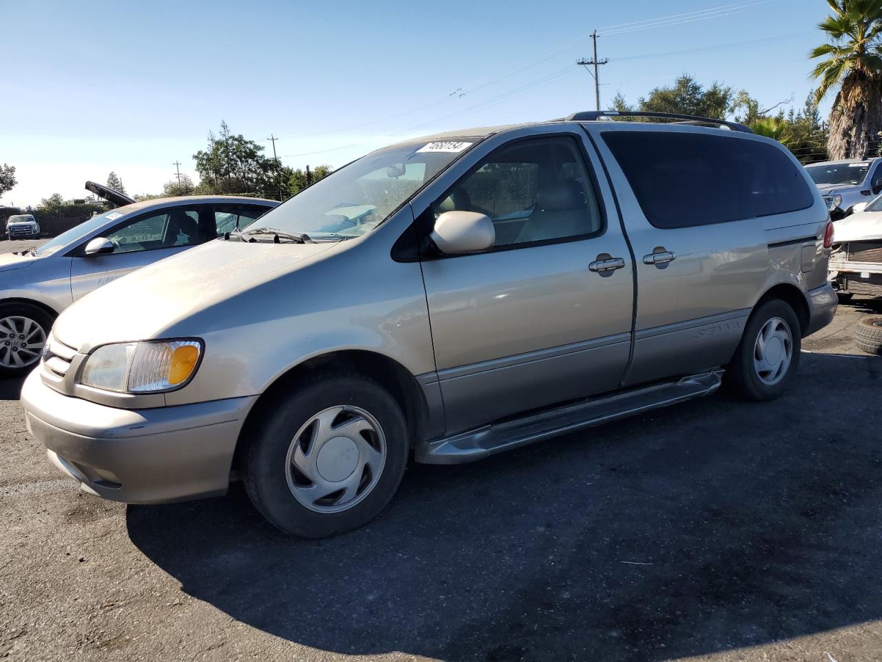 Toyota Sienna 2001 MCL10L