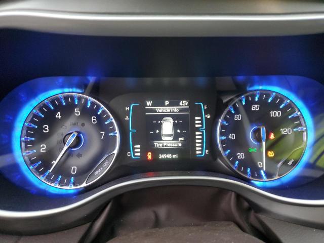 VIN 2C4RC1DG8HR502719 2017 Chrysler Pacifica, Touring no.9