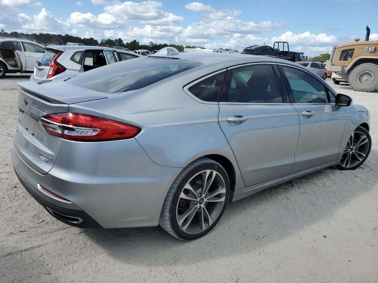 Lot #2990701679 2020 FORD FUSION TIT