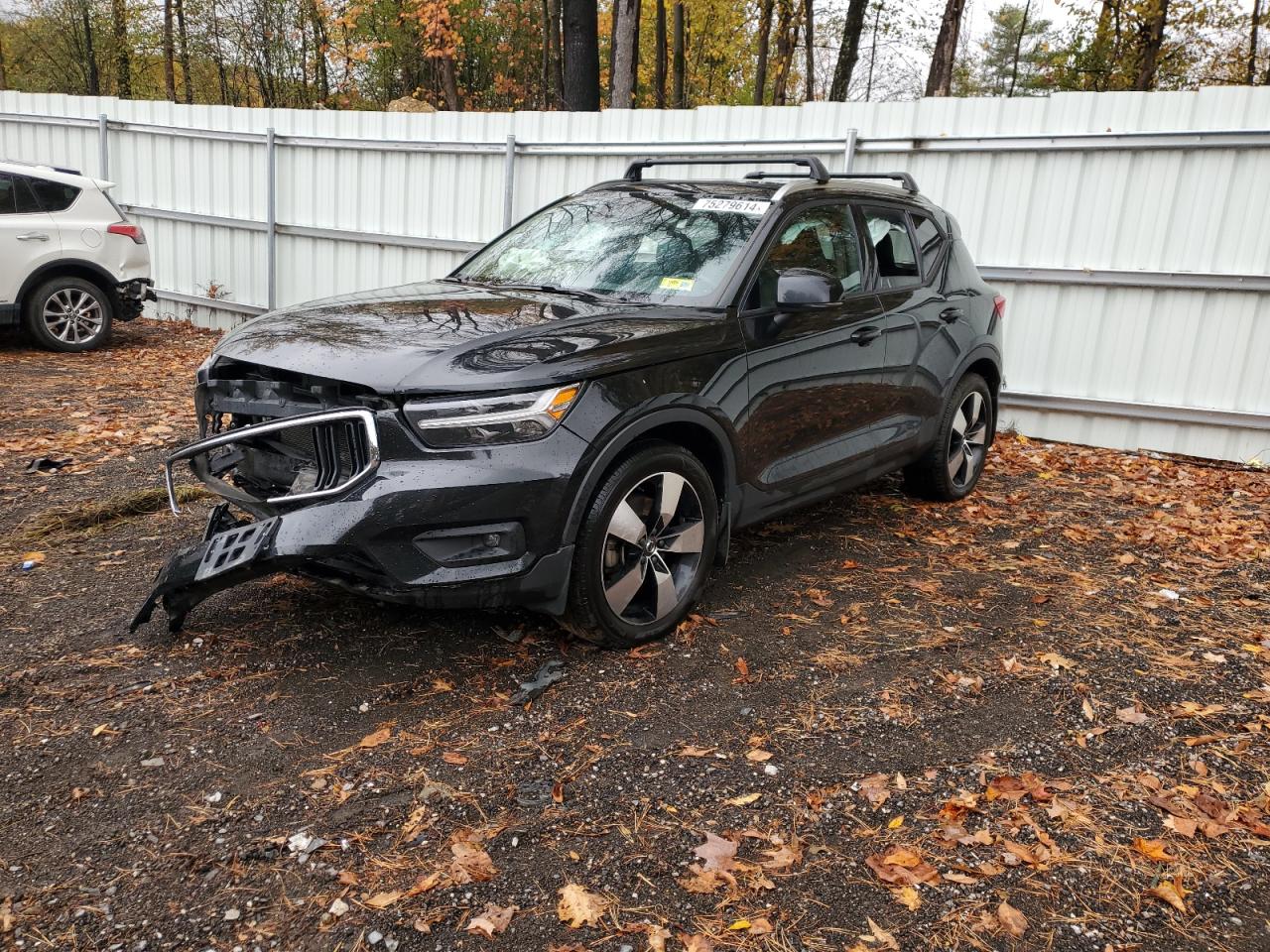 Lot #2952766903 2021 VOLVO XC40 T5 MO