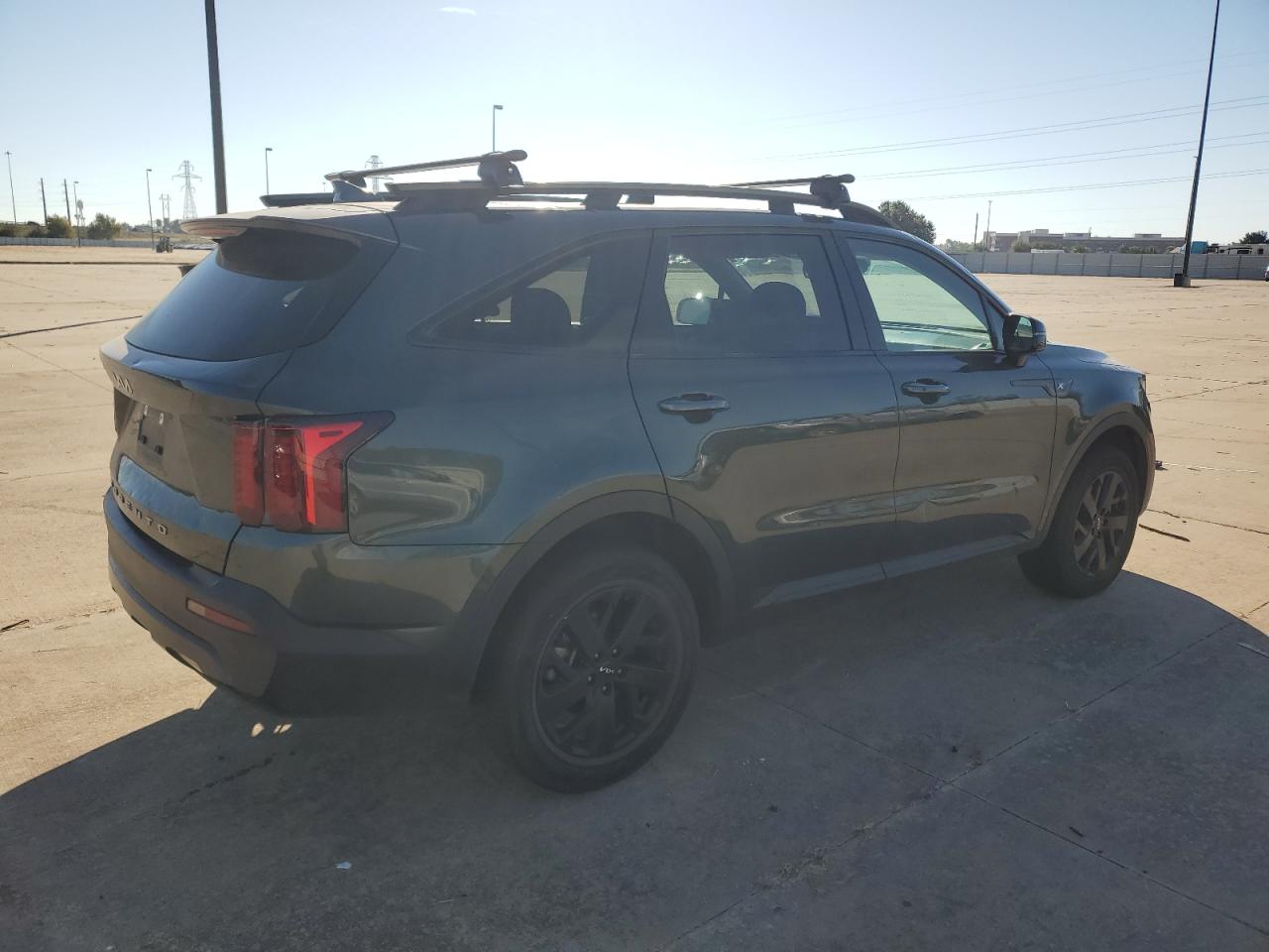 Lot #2943300703 2022 KIA SORENTO S