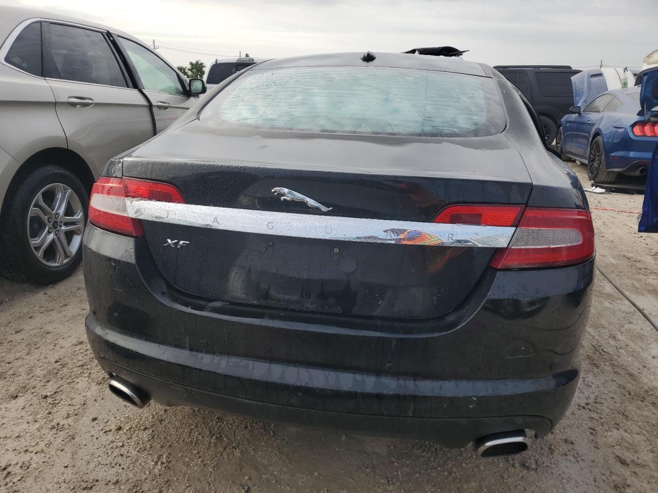 Lot #3026941220 2011 JAGUAR XF