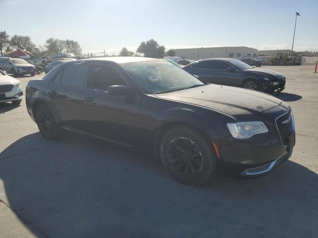 VIN 2C3CCAAG8FH766637 2015 Chrysler 300, Limited no.4