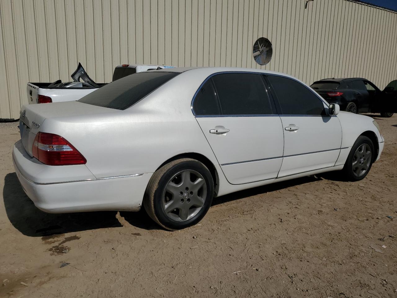 Lot #2925984802 2004 LEXUS LS 430