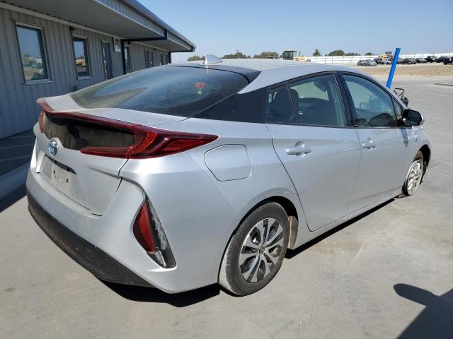 VIN JTDKARFP6L3121326 2020 Toyota Prius, LE no.3