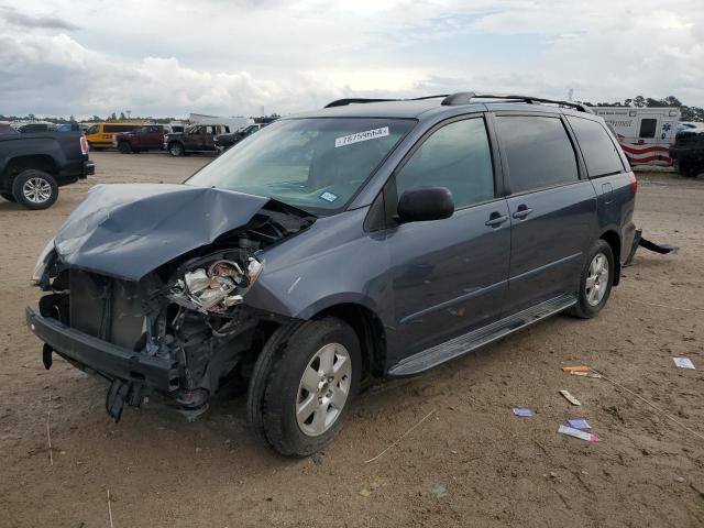 TOYOTA SIENNA CE