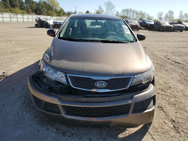 VIN KNAFU4A20D5731197 2013 KIA Forte, EX no.5