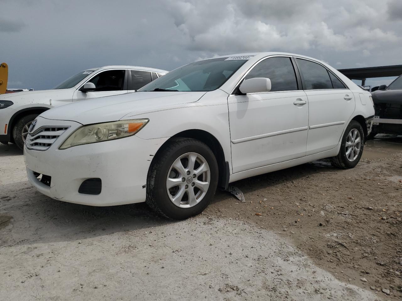 Toyota Camry 2011 