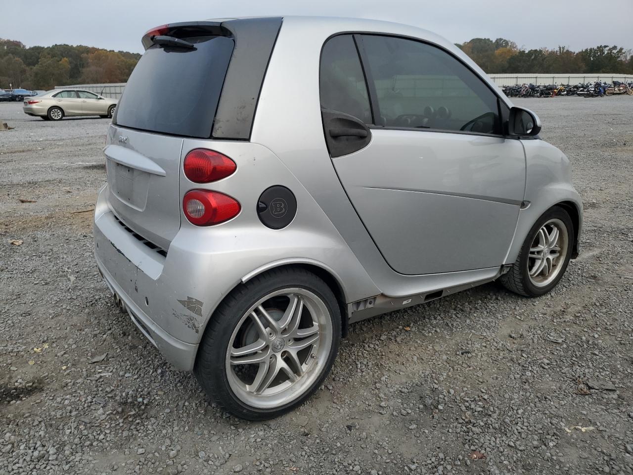 Lot #2952741916 2015 SMART FORTWO PUR