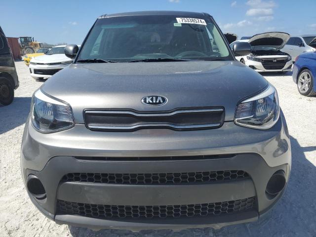 VIN KNDJN2A21J7572737 2018 KIA Soul no.5