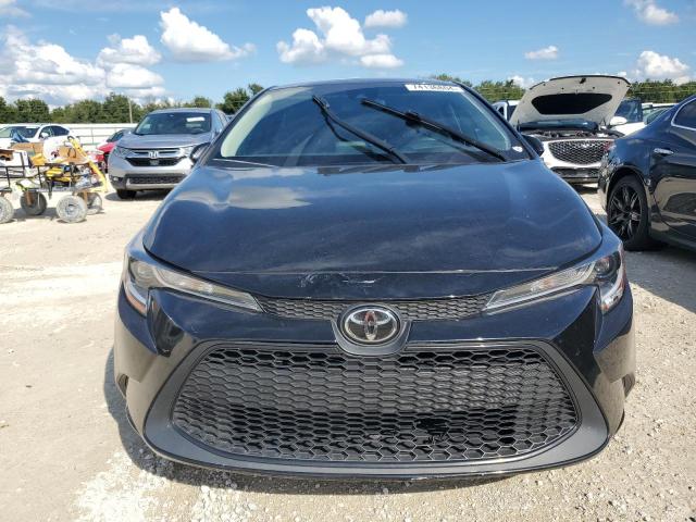 VIN 5YFEPMAE5NP389587 2022 Toyota Corolla, LE no.5