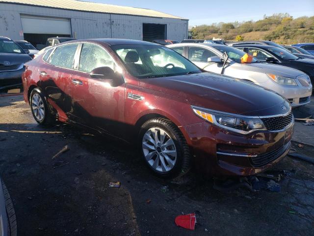 VIN 5XXGT4L35JG253477 2018 KIA Optima, LX no.4