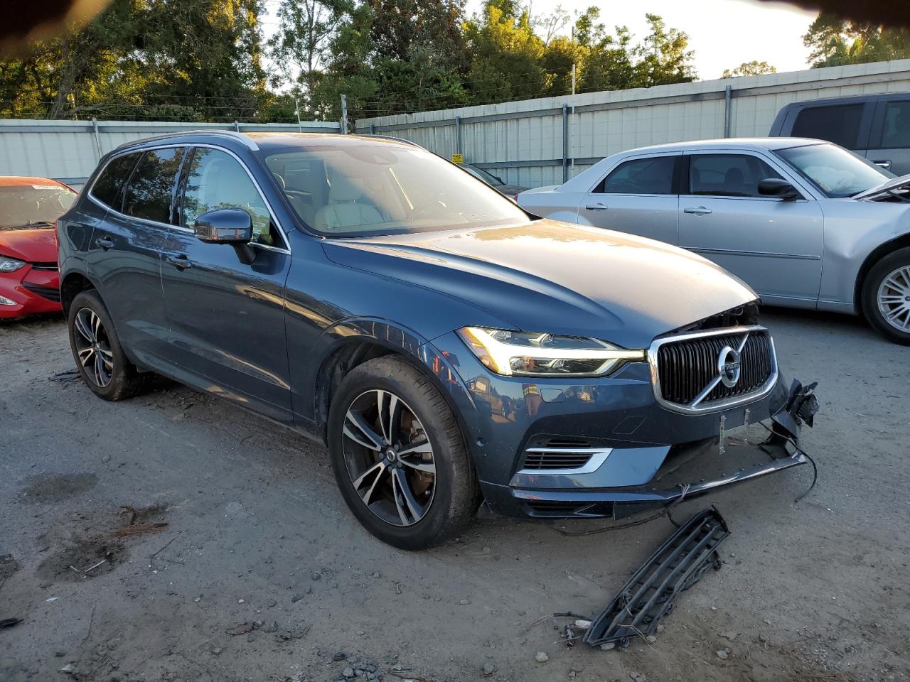 Lot #2952881923 2018 VOLVO XC60 T8 MO