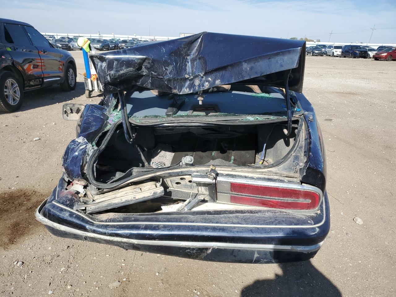 Lot #2976426006 1996 BUICK PARK AVENU