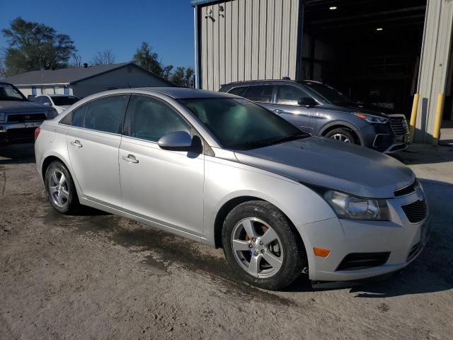 VIN 1G1PC5SB0E7232414 2014 Chevrolet Cruze, LT no.4