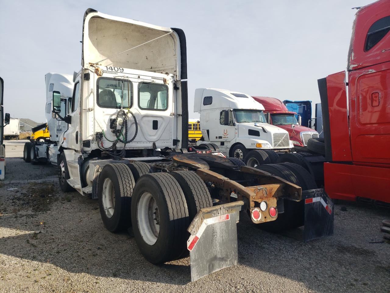 Lot #2970061525 2014 FREIGHTLINER CASCADIA 1