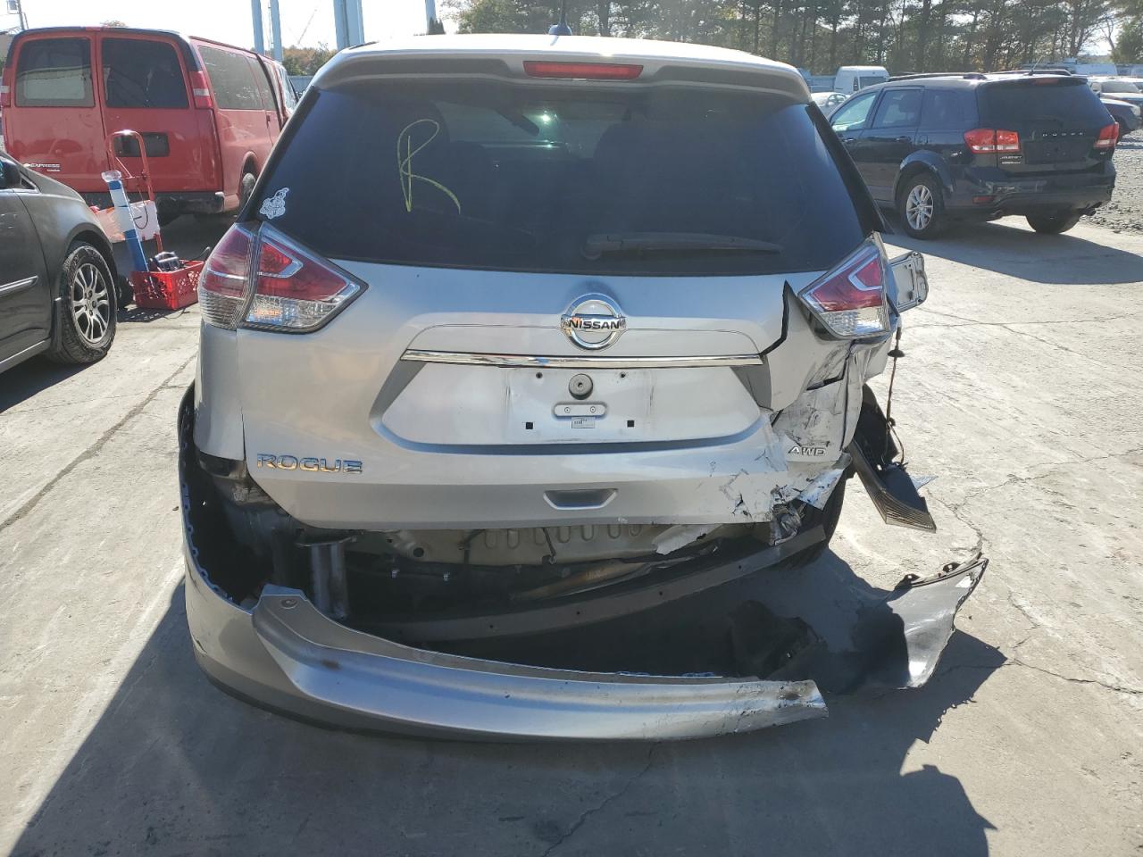 Lot #3026037959 2015 NISSAN ROGUE S