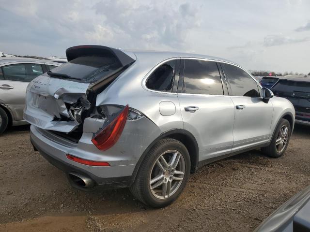 VIN WP1AA2A22GLA04586 2016 PORSCHE CAYENNE no.3