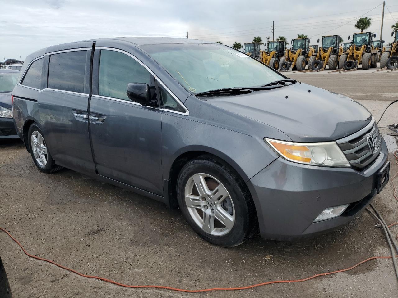 Lot #2944864993 2011 HONDA ODYSSEY TO