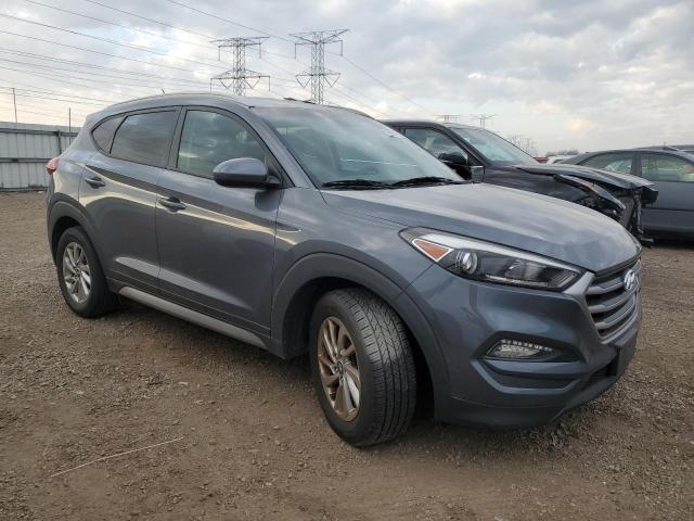 VIN KM8J33A4XHU253728 2017 Hyundai Tucson, Limited no.4