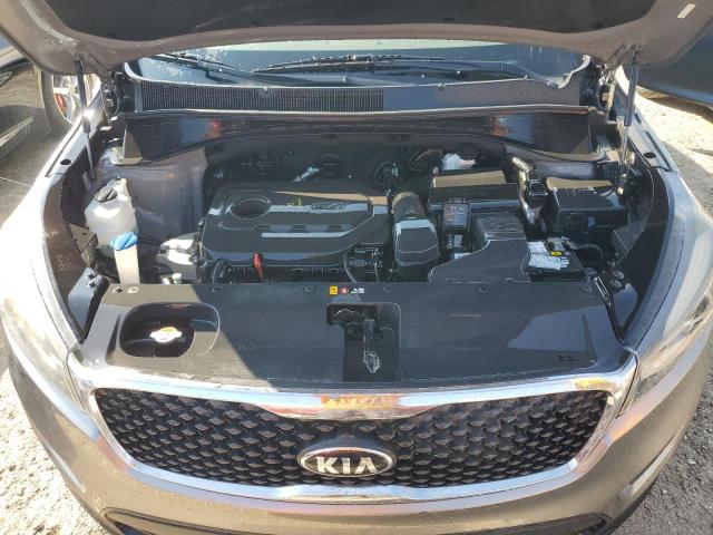 VIN 5XYPG4A34JG339527 2018 KIA Sorento, LX no.12