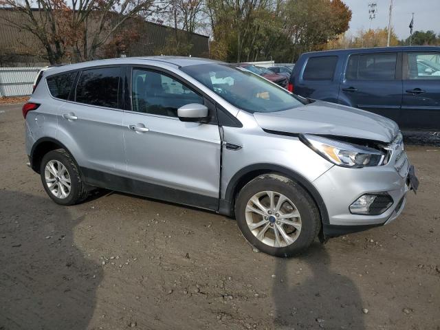 2019 FORD ESCAPE SE - 1FMCU9GD4KUA08740