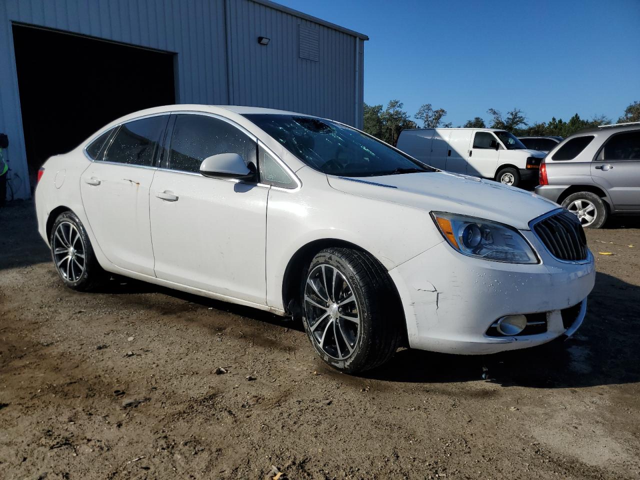 Lot #2960386761 2017 BUICK VERANO SPO