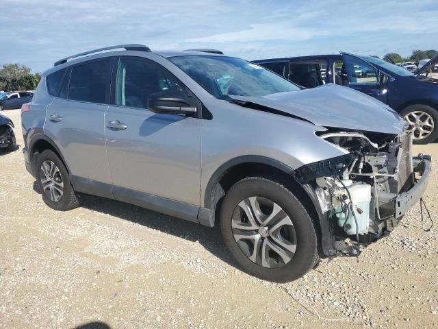 VIN 2T3BFREVXHW600810 2017 Toyota RAV4, LE no.4