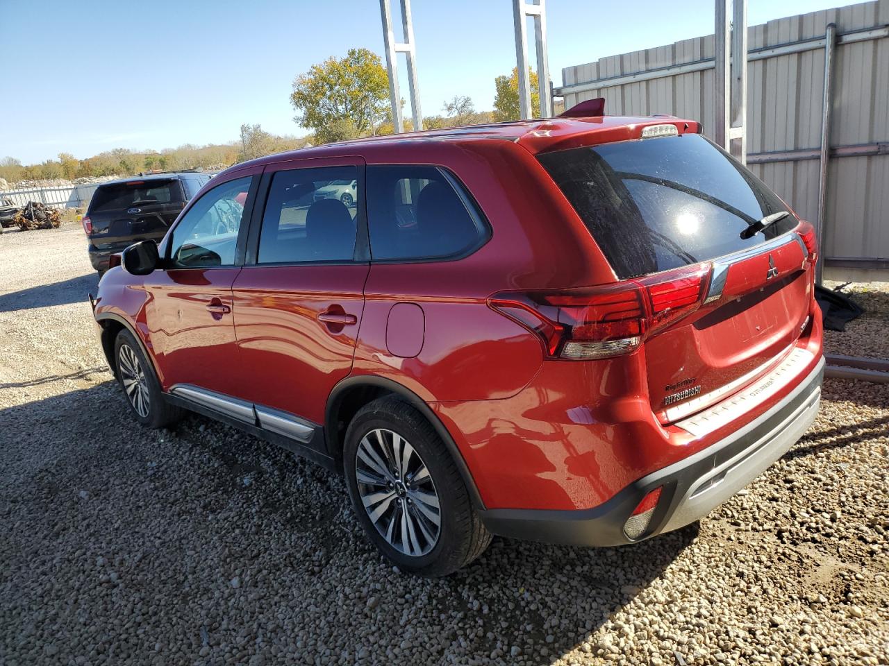 Lot #2959453391 2019 MITSUBISHI OUTLANDER