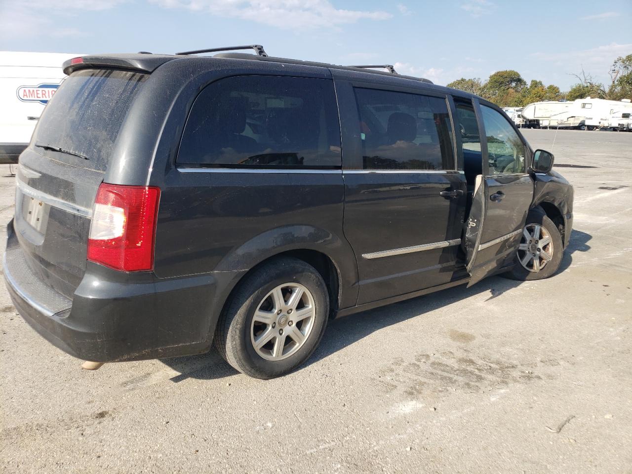 CHRYSLER TOWN & COUNTRY TOURING