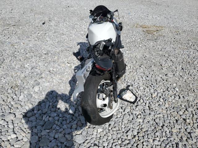 2013 SUZUKI GSX-R750 - JS1GR7MA4D2101823