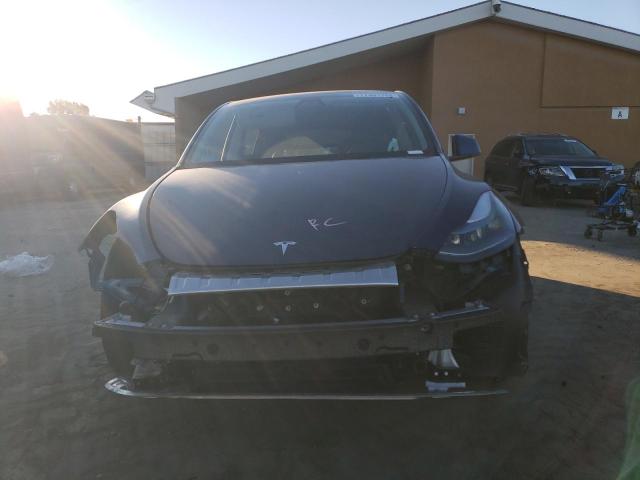 VIN 7SAYGDEF7NF405710 2022 TESLA MODEL Y no.5