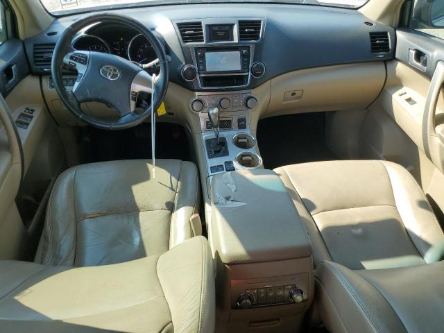 VIN 5TDZK3EH1DS125819 2013 TOYOTA HIGHLANDER no.8