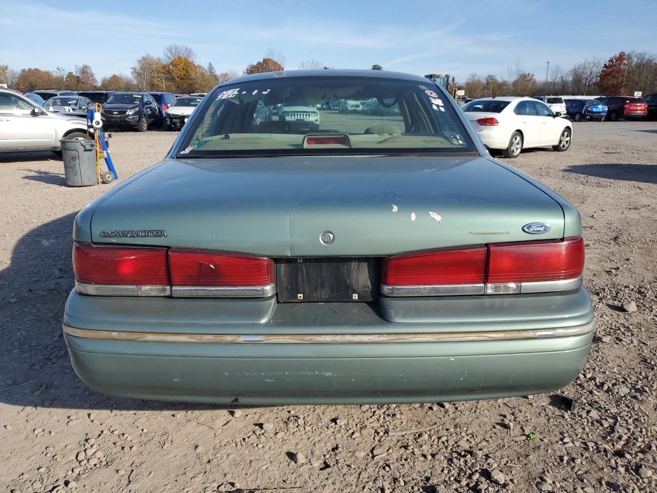 Lot #2986702253 1997 FORD CROWN VICT