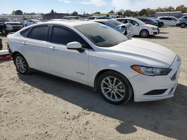 VIN 3FA6P0LU4JR151340 2018 Ford Fusion, Se Hybrid no.4