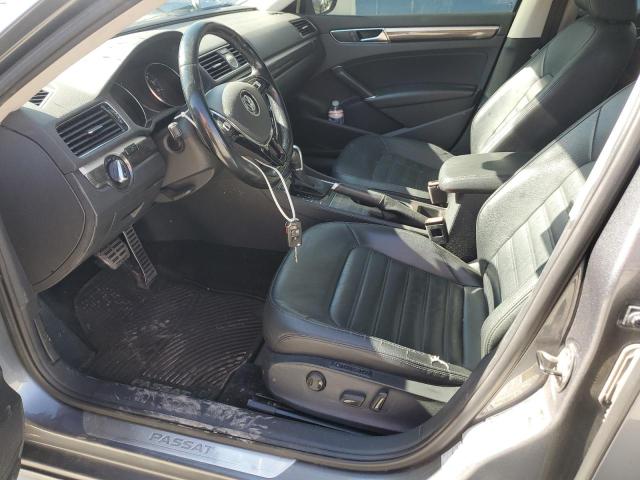 2017 VOLKSWAGEN PASSAT SEL - 1VWCT7A32HC065056