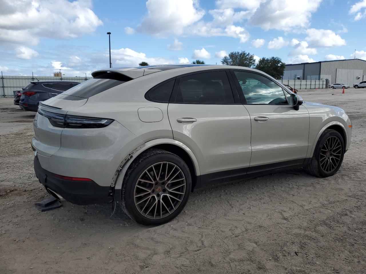 Lot #2986817194 2022 PORSCHE CAYENNE CO