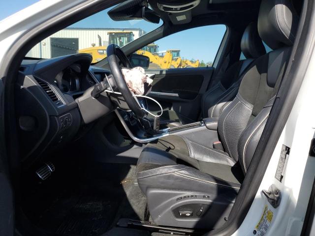 2015 VOLVO XC60 T6 R- YV4902RS3F2664715