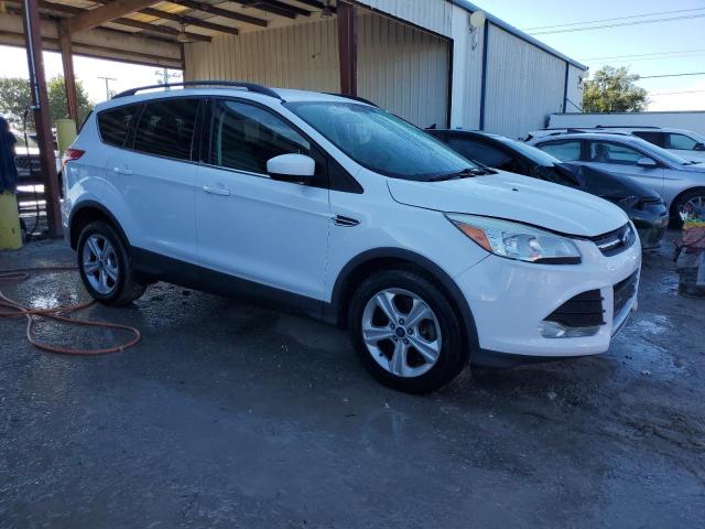 VIN 1FMCU0G96EUC42132 2014 Ford Escape, SE no.4