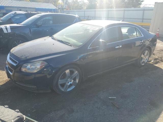 Vin: 1g1zc5e03cf299952, lot: 77231464, chevrolet malibu 1lt 20121