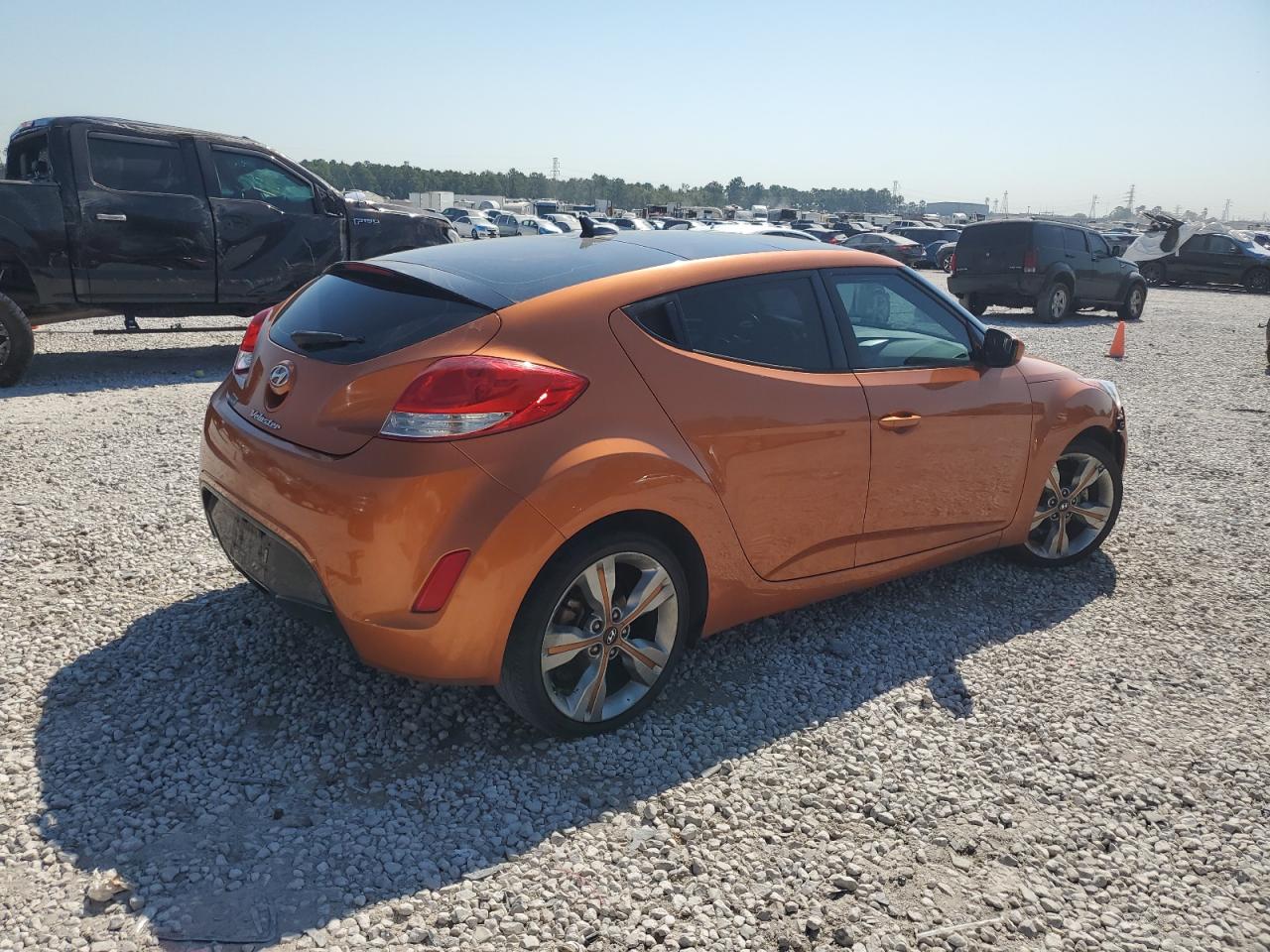 Lot #2962463788 2016 HYUNDAI VELOSTER