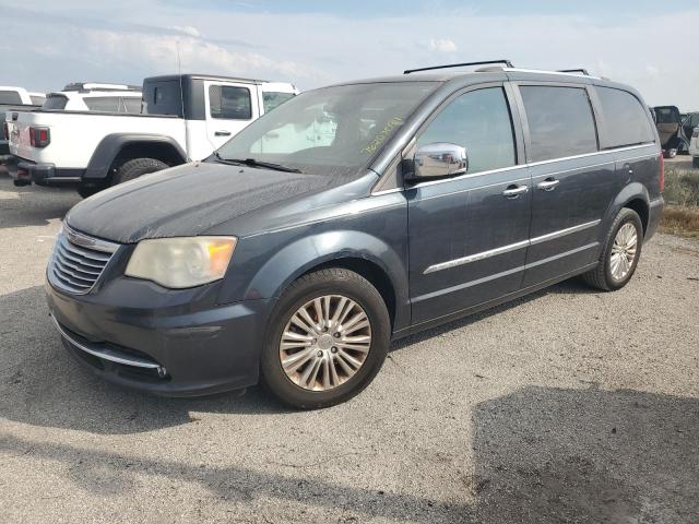 VIN 2C4RC1GG1DR736870 2013 Chrysler Town and Countr... no.1