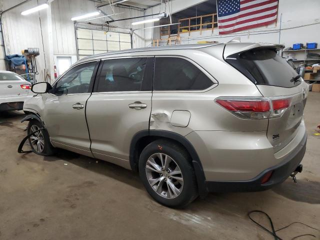 VIN 5TDJKRFH4ES031658 2014 Toyota Highlander, Xle no.2