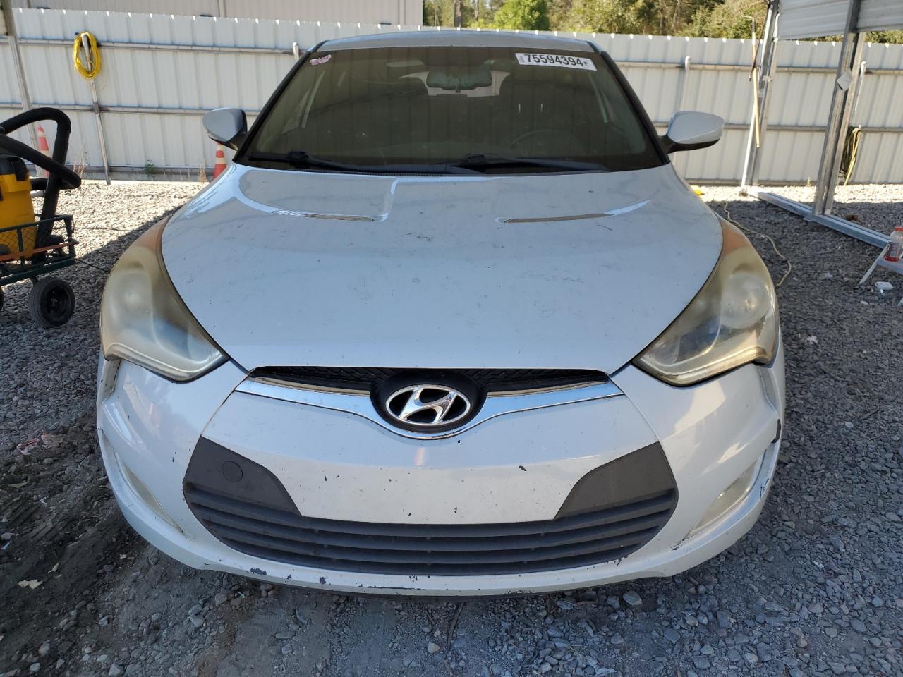 Lot #2988892015 2014 HYUNDAI VELOSTER