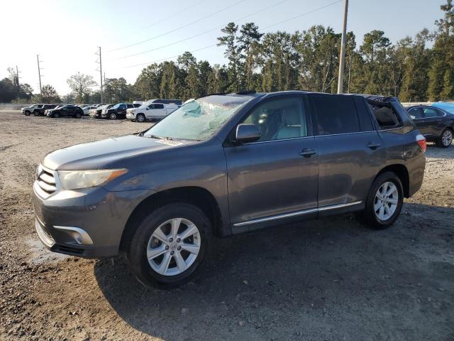 TOYOTA HIGHLANDER