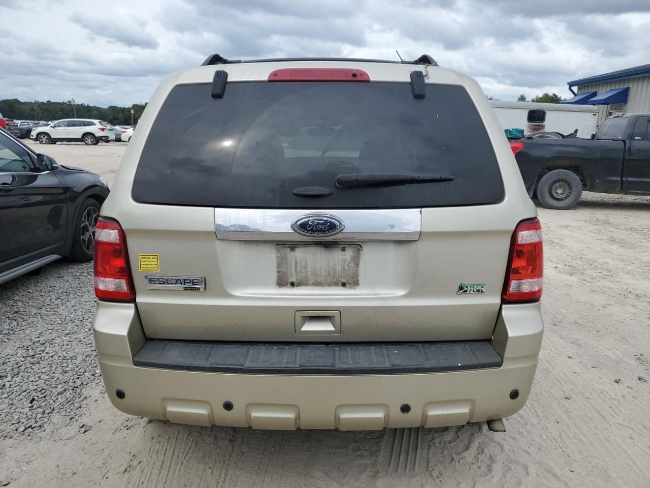 Lot #3042061215 2011 FORD ESCAPE LIM