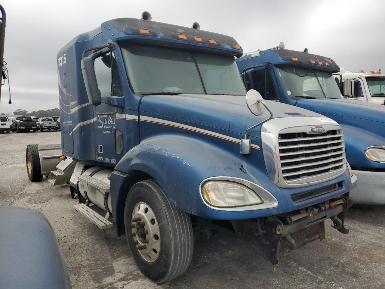 Lot #2944832622 2007 FREIGHTLINER CONVENTION