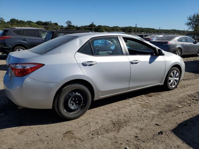 VIN 5YFBURHE1FP199110 2015 Toyota Corolla, L no.3